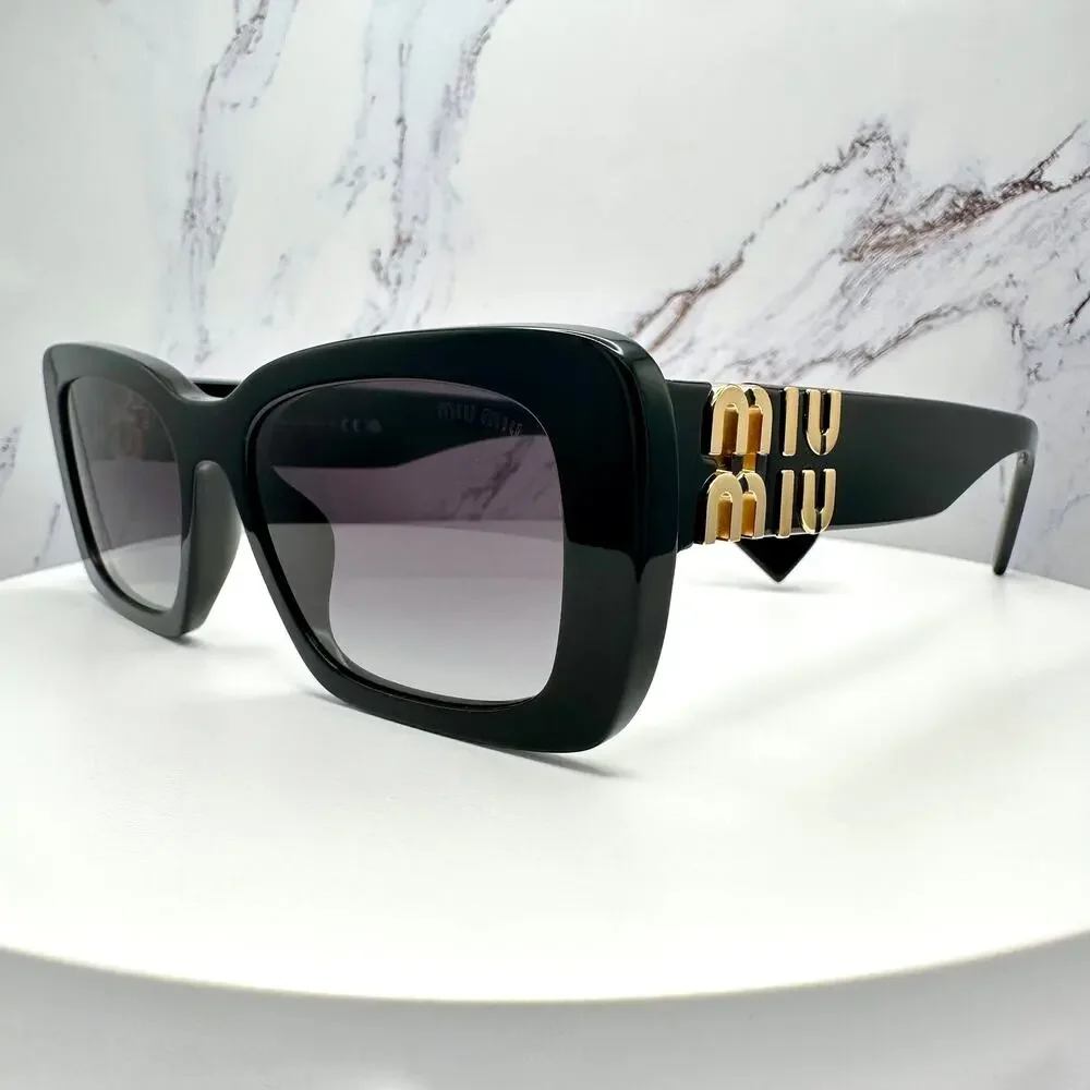 New MIU MIU Sunglasses - Picture 4 of 16